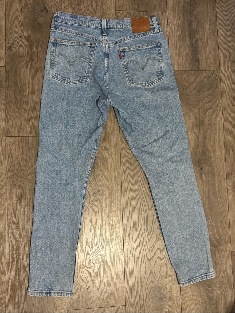 Levi's Slim Straight Jeans in Light Blue Denim